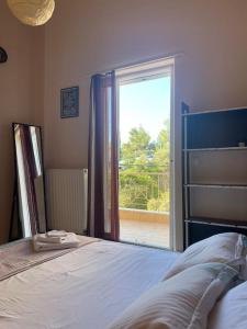 Sea & Serenity - Balcony Daydreaming