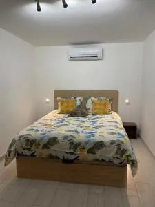 Maisonnette À - Cournonsec