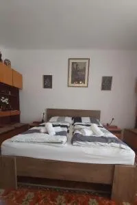 Nagyiék háza / Granny's House - Csolnok