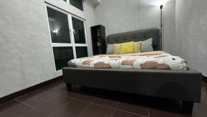 Toby’s Crib at San Lorenzo Place