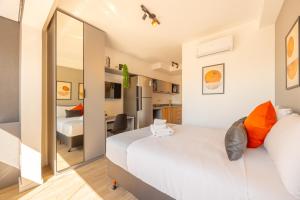 Easy Star - Bele stuidio com vista para a Vila Mariana - JB04I