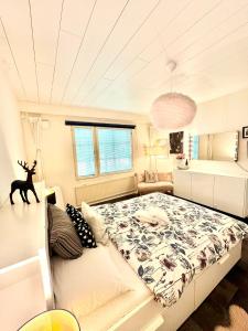 3BR Luxe Family Holiday Home with Private Jacuzzi & Parking in Espoo