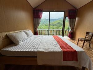 Hmong Village Mù Cang Chải