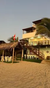 Hotel Puerto Varas de Punta Sal - Canoas