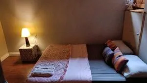 Entire Furnished Lower Level Suite in Brampton-Private Bath, 2 bedrooms, Kitchen-Best Location - Georgetown