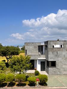 Outdoor Jacuzzi Detached House jejumodo1