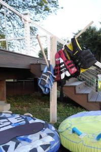 Eclectic Riverside Home 3 Season Room Large Deck