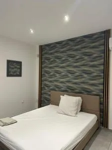 CHARMANT et CALME PROCHE AÉROPORT - Vitrolles