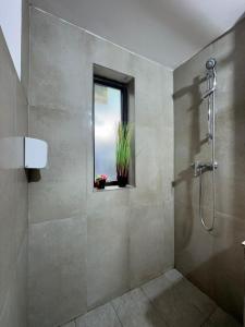 Aqua Studio Central Free Parking