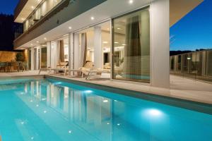 Beautiful Villa Estate da Noi with a pool in Hvar