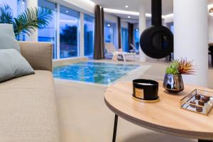 Beautiful Villa Estate da Noi with a pool in Hvar