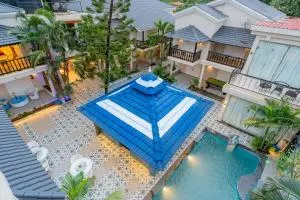 Emperor Ozran by Alaya Stays - Chapora