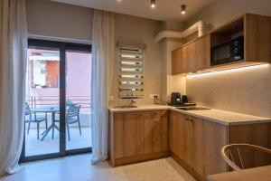 Asklipiou Cube - Kalamata Mediterranean Suites