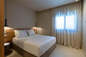 Asklipiou Cube - Kalamata Mediterranean Suites