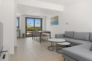 Serenity Waves Villa 17