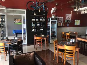 Route 76 Guest House