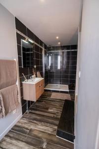 Appartements Le Cocon - Proche Gare Chateaucreux- : photos des chambres