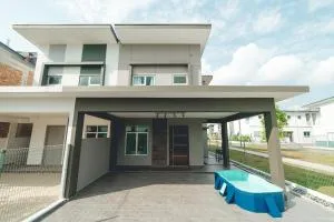 POOL & BBQ The Corner House Ayera Homestay 14pax - Masai