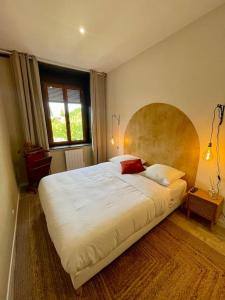 Maisons de vacances Maison L-oeil du Prince - Verdun Centre - Terrasse - Wifi - 7 couchages - 10 personnes - Garage Velo et moto - Gere par PrestaZen-Services : photos des chambres