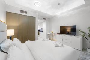 FIRST CLASS Studio Luxe Living
