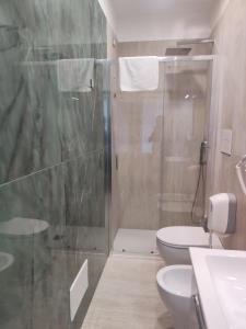 Habitación Doble con baño privado - 2 camas