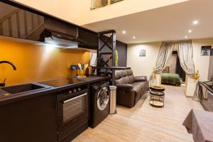 Appartements Le Paris - Proche Gare Chateaucreux- : photos des chambres