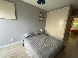 Appartements Appartement en centre ville avec cour face au parc pasteur : photos des chambres