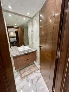 Studio Jasmin CFC n 15