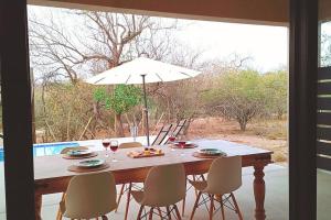 Longneck Luxury Bush Lodge