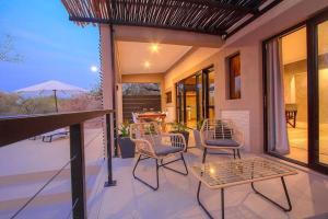 Longneck Luxury Bush Lodge