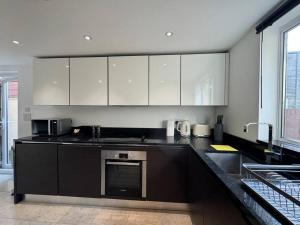 Trendy 2BR 2BA Flat in Crystal Palace