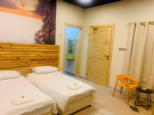 Beach Chalet - 9