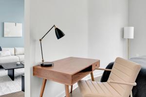 Woodland Hills Studio w Gym Pool nr 101 LAX-830