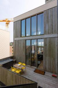 Triplex apartment with terraces and sea view