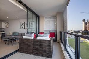 507 Beacon Rock - by Stay in Umhlanga