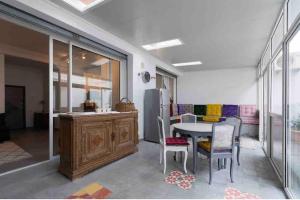 Luxury Artist Loft Apartment - Best location
