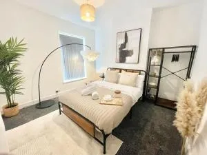Home Sleeps 5 CityCen Free Park - بورنفيل