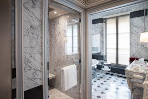 Hotels La Reserve Paris Hotel & Spa : photos des chambres