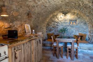 Maisons de vacances charmante bergerie a Cargese tres belle vue mer avec jardin : photos des chambres