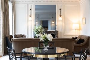 Hotels La Reserve Paris Hotel & Spa : photos des chambres