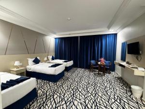 Suites Al Maqam Hotel