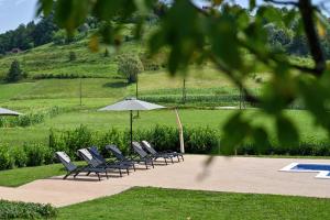 Ruralna kuca Villa Zagorka za odmor sa bazenom i bočalištem