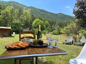 Maisons de vacances Maison spacieuse a Castellane avec jardin et vue montagne : photos des chambres