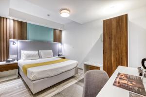 Economy Twin Room room in Solana Hotel & Spa