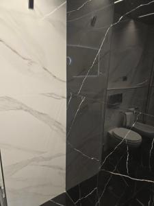 Suite with Hot Tub