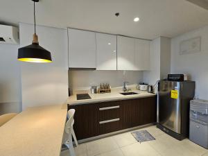 Tambuli Tower C Unit 5D