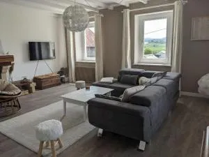 GRAND APPARTEMENT COSY DANS MAISON DE CAMPAGNE - Saint-Laurent-en-Grandvaux