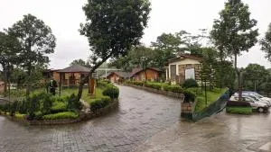 Rishat Sngi Orchid Resort, Shillong - Borpāni