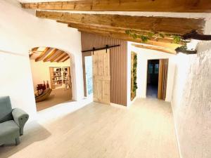 Paraje Natural, 6 habitaciones, piscina, 1800m2, cesped