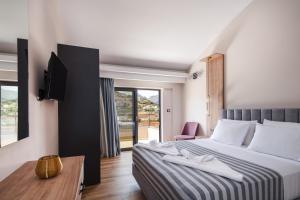 Sapphire Horizon Suites